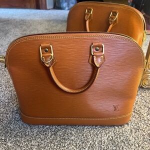 Authentic Louis Vuitton Alma EPI PM Light Brown